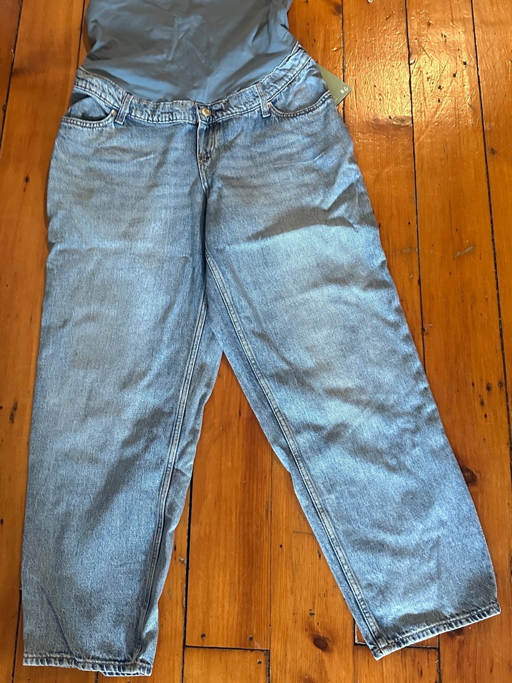 H&M Light Blue MAMA Straight Ankle Maternity Jeans - Classic Relaxed Fit